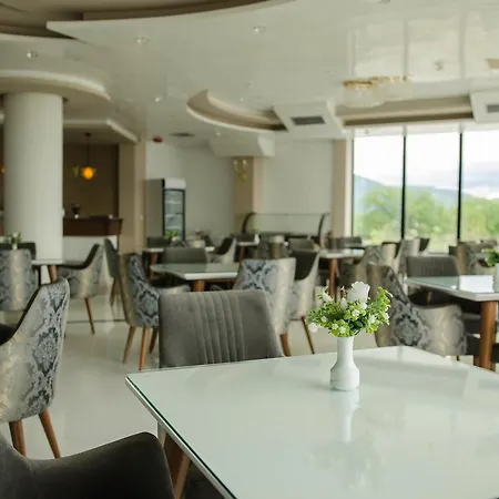 Hotel Mirage - 4*