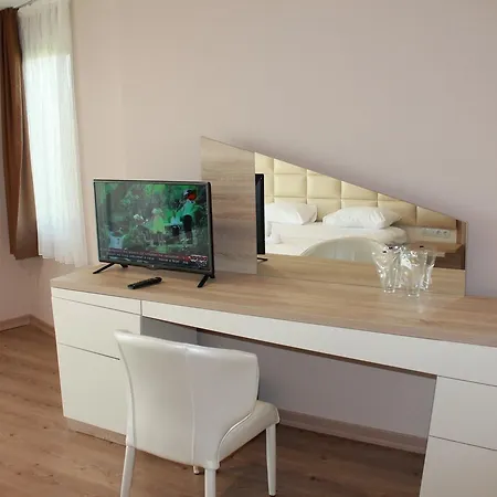 Hotel Mirage - Struga