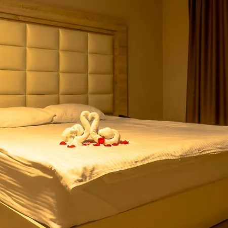 Hotel Mirage -